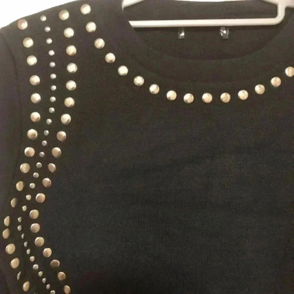 VENUS Women’s Black Long Sleeve Top with silver button accents M XL - Picture 6 of 16